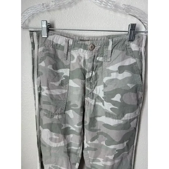 Mother The Shaker Chop Crop Fray Raw Hem Camo Desert Print Pants Size 27